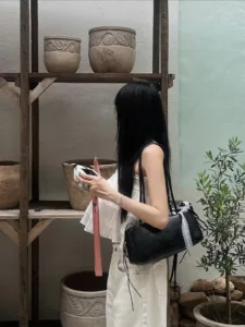 字母圈压抑假设-肆欢